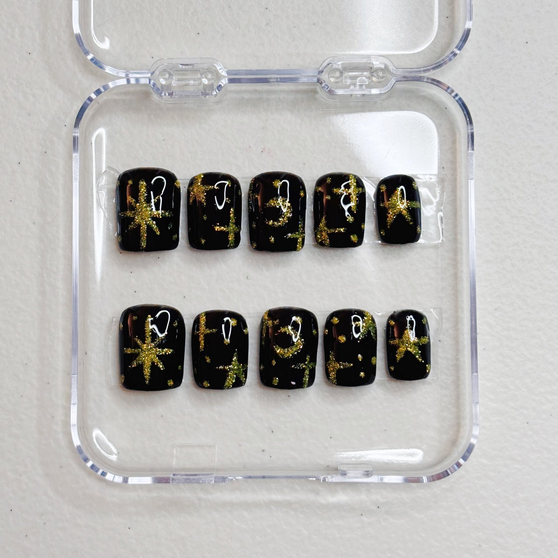 The Astronomer Glimmer